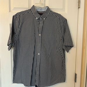 UnTuckit Navy/Light Blue button down shirt - X Large.